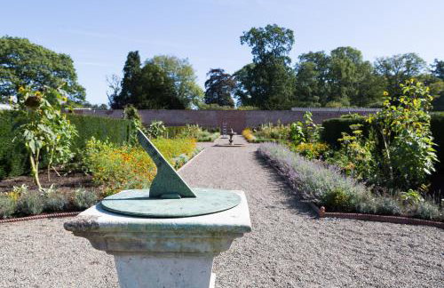 Netherby Hall - Foto 29