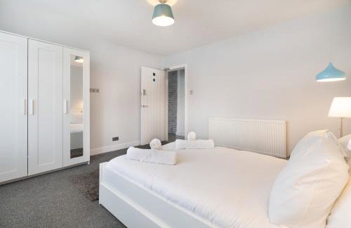 Spacious 5BR, Sleeps 10 Guests in City Centre - Foto 24