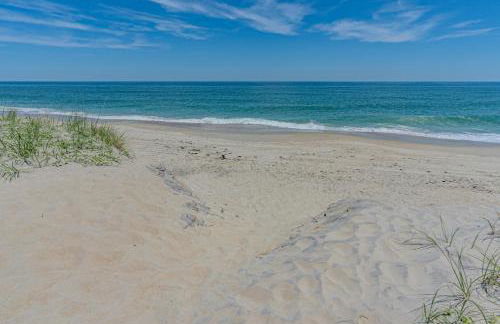 Frolic Inn OBX - Semi Soundfront Retreat, Pool, Hot Tub, Boat Ramp, Elevator, Media & Game Room - Foto 57