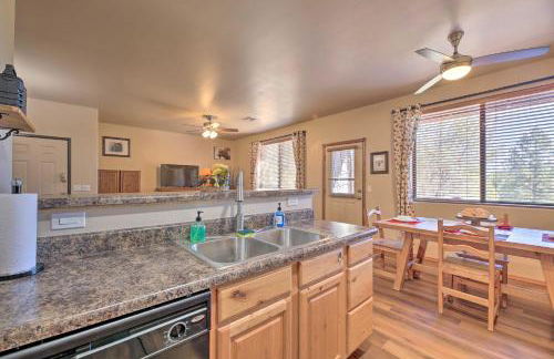 Near Lake and Trails Show Low Condo with Grill! - Foto 11