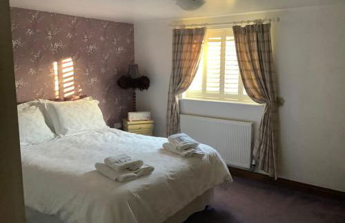 Brook Lodge Country Cottage - Photo 3