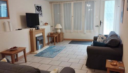 Gîte Déco terrasse ensoleillée et Wi-Fi - Foto 5