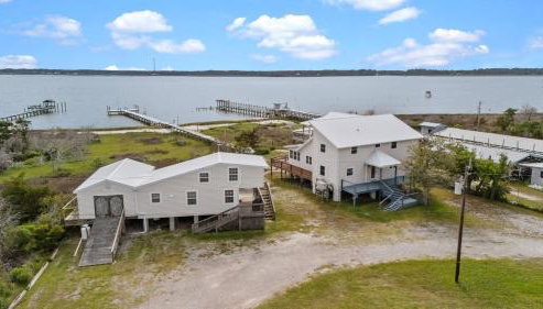 Waterfront Dock Kayaks Ping Pong 3 Bedroom 2 Bathroom - Foto 4