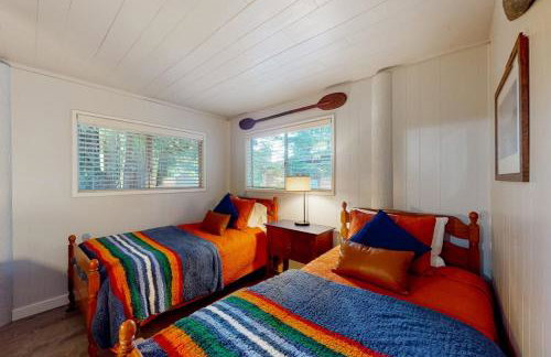 Coastal Cabin - Photo 7