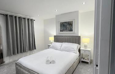 Entire House - Near Etihad stadium and Central Manchester - Foto 11