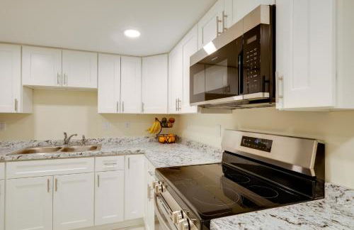 1 Mi to Metro DC Area Apt with Fenced Yard! - Foto 5