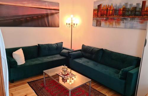 Nana-EG-80m2 sanierter Altbau-Parkplatz-kleiner Garten-WLAN-NETFLIX-2Zimmer-Küche-Dusche-Wanne-Waschmaschine - Foto 6