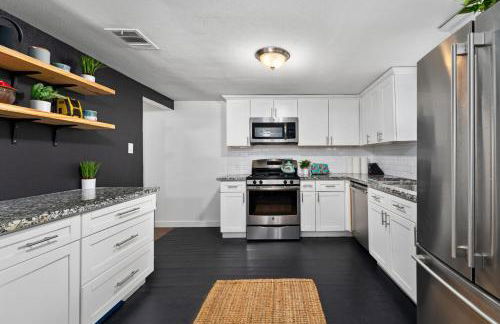 New! Entire House, 5 Minutes from downtown - Foto 17