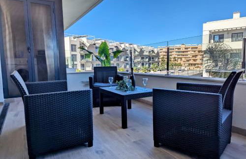 Poolside 2BR apartment Villamartin - Foto 12