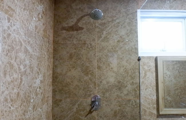 3Br Luxurious And Elegant Apartment At Grand Sungkono Lagoon - Photo 17