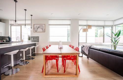 Stylish Urban Retreat w Rooftop Deck - Foto 31