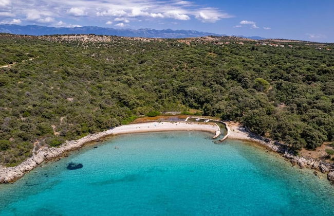 Villa Akulica With Heated Outdoor Pool and Seaview - Photo 46