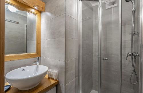 Appartement charmant à Courchevel Le Praz avec wifi et parking - FR-1-568-26 - Foto 8