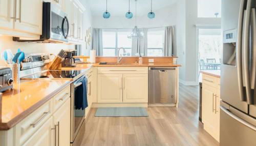 Sovanita House Naples, FL - Photo 2