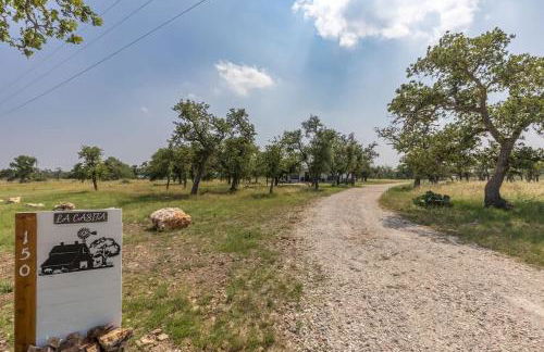 La Casita: Hot-tub & Firepit, 15 min to Fred! - Photo 29