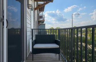 Across from UAB Spacious 2BR Retreat 2nd - Photo 12