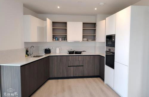 Unique 2 bedroom flat by Westham - Foto 8