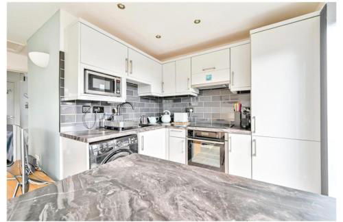 Torpoint - Apartment - Sleeps4 - Seaside - Parking - Foto 15