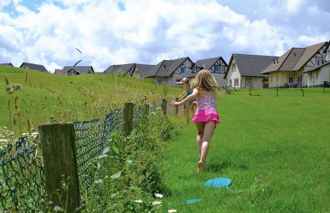 Restyled Villa with Washing Machine near River Moselle - Foto 28