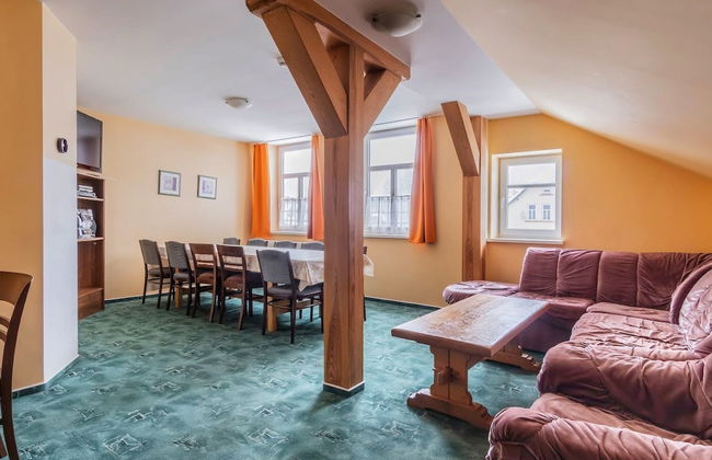 Base Camp 3 - Foto 1