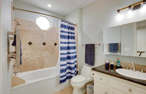 Lake Conroe Waterfront Home Patio and Shared Pool! - Photo 17