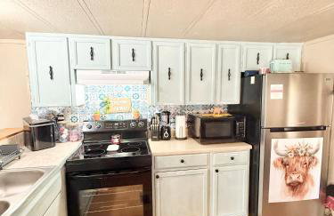 San Angelo Haven - A Mile from Bandera Main St - Foto 2