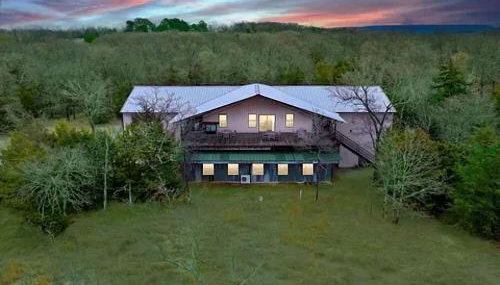 Incredible Spacious Rental with Fantastic Activities for an Unforgettable Family Adventure by the Lake in Cookson, Oklahoma - Foto 3