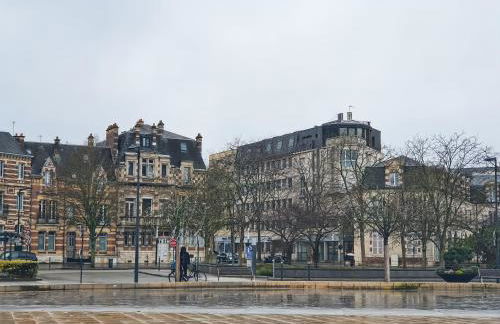 Refuge paisible en plein centre-ville - Foto 2