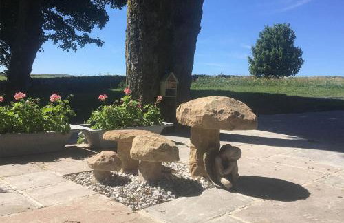 Haddon Grove Farm Cottages - Photo 17