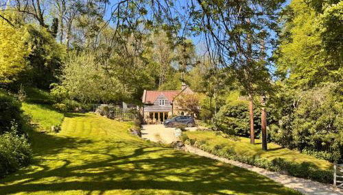 Cotswolds AoNB Cottage- Modern Renovation- Sleeps8 - Foto 3