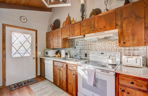 Cozy Cabin in Heart of Conway - Foto 8