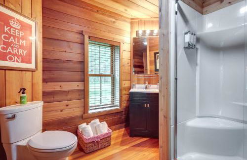 Dog-Friendly Park Falls Cottage with 5 Acres and Lake - Foto 16