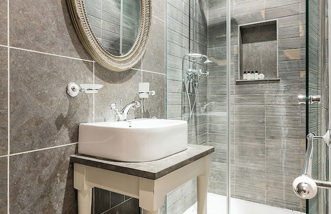 Holland Park Avenue VII by Onefinestay - Photo 16