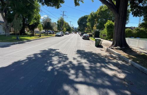 Brand new private one bed one bath home with private parking for 2 - Foto 7