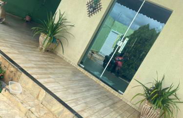 Casa Grande com 2 quartos e 3 camas com AR CONDICIONADO nos dois quartos - Foto 11