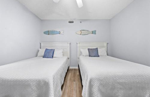 Phoenix V Vacation Rental Condominiums - Photo 32