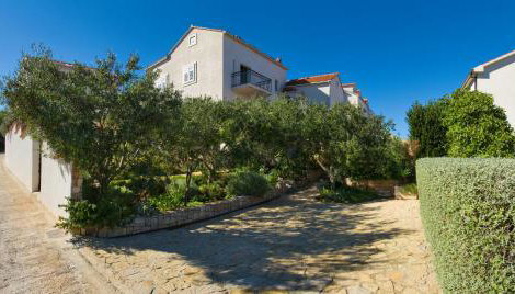 Holiday Home Lukrecia, for 9, private pool, free parking, 450 m from the beach - Foto 5