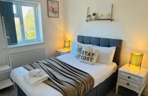 Modern & Cosy 2-Bed Apartment Near NEC, Airport & JLR! - Foto 2