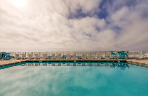 Carillon Beach condo with WiFi balcony pool and beach access - Foto 4