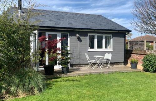 Seaglass Cottage, 5 mins from beach, hot tub on request - Photo 7