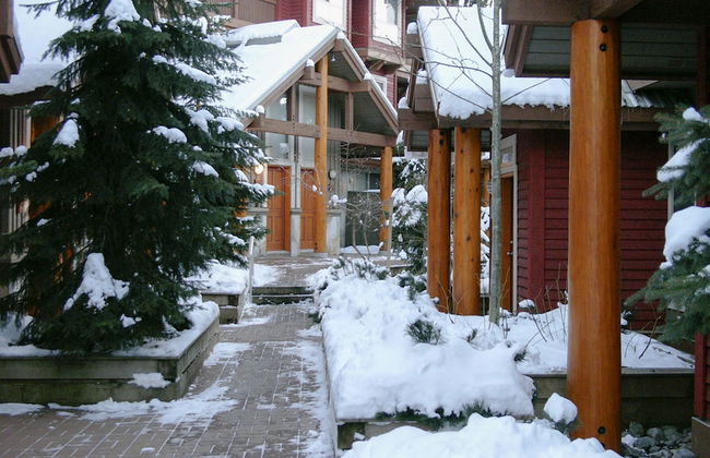 Symphony Condos by Whistler Retreats - Photo 26