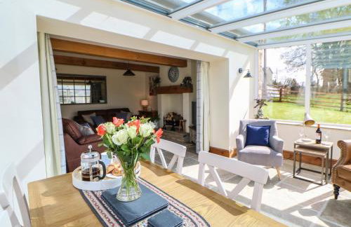 West Reins - Photo 6