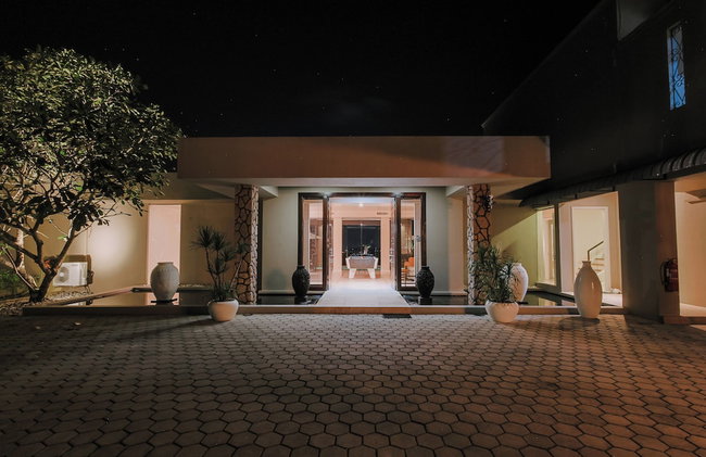 White Monkey Villa - Private Pool & Jacuzzi - Photo 69