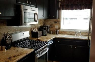 Beautiful Mountain Home - Photo 30