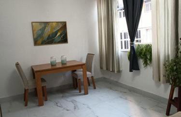 Barra - Frente Shop Barra - 95 m2, 2 quartos, 4 camas, sala, toalete, cozinha e varanda - Foto 13