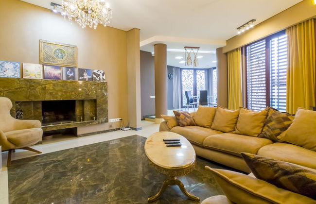 Tbilisi Core: Leo - Photo 27