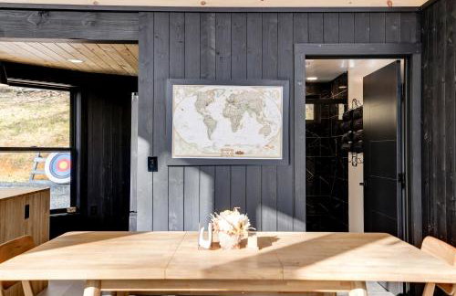 Skyline Yurt: Hot Tub~Wood Stove~WiFi~EVcharger - Foto 36