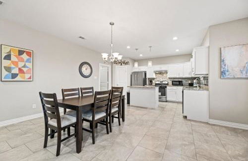 Spacious Grand Prairie Getaway - Foto 6