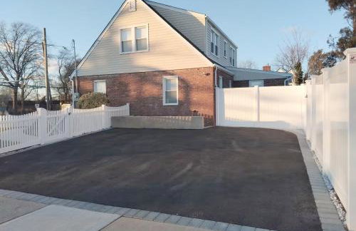 Spacious & Elegant 2 bedroom apartment in the heart of Uniondale - Foto 34