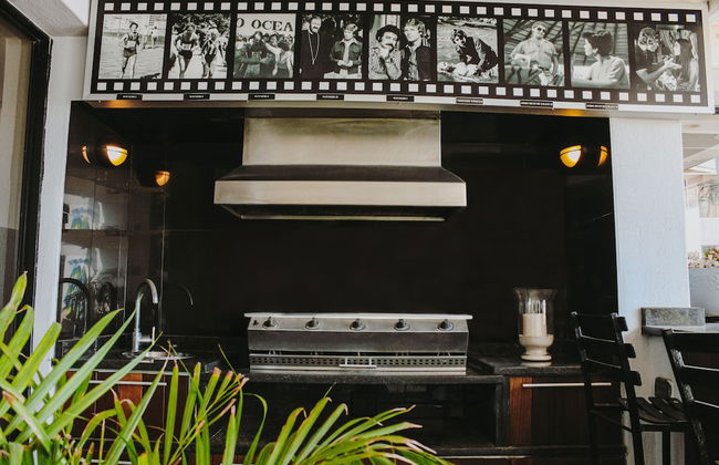 185 on Beach Boutique Suites and Apartments - Photo 42